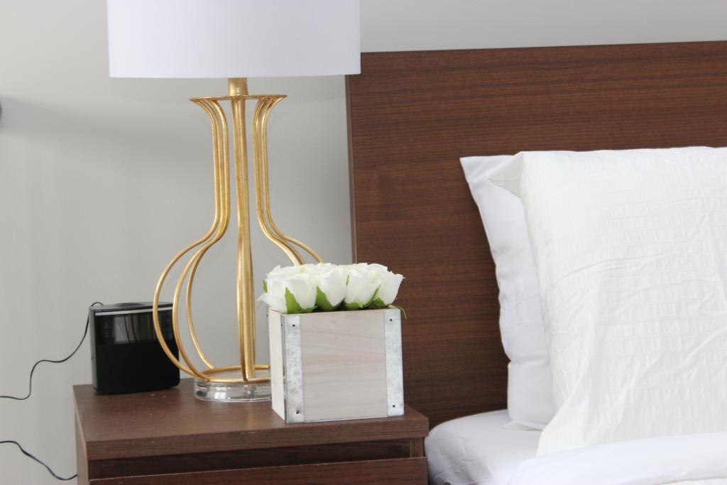 Atlas Suites- Furnished Apartments-College Street, Toronto Ngoại thất bức ảnh